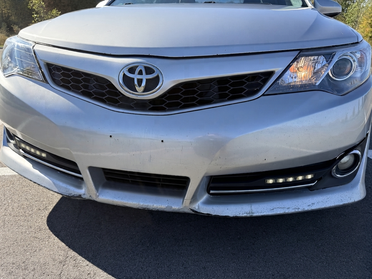Used 2013 Toyota Camry SE w/ Convenience Pkg FWD image 11
