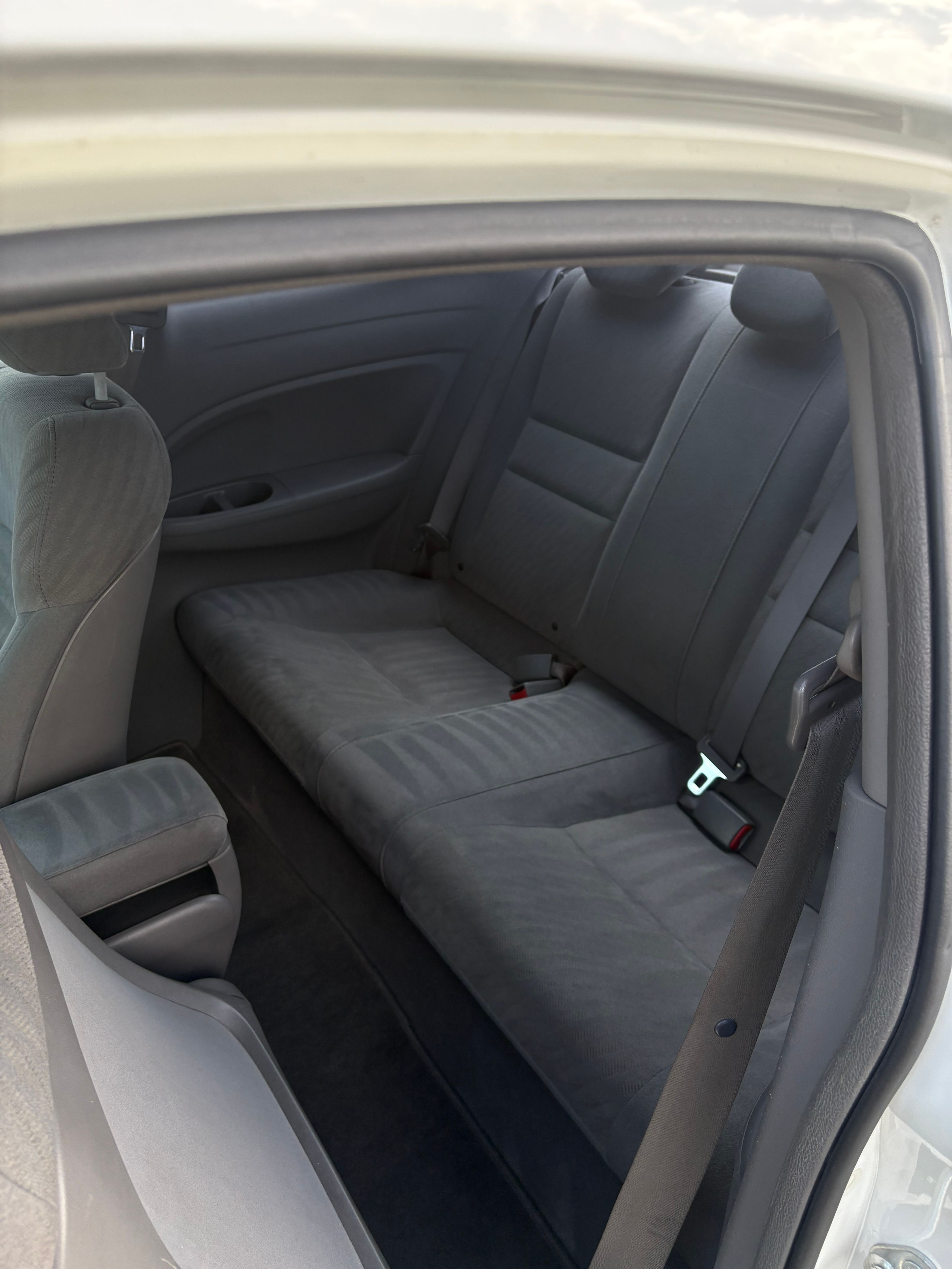 Used 2011 Honda Civic LX image 4