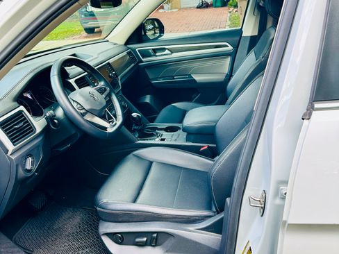 Used 2021 Volkswagen Atlas SE image 15