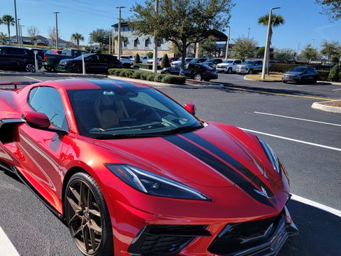 Used 2025 Chevrolet Corvette Stingray Premium Cpe w/ Z51 Performance Package image 9