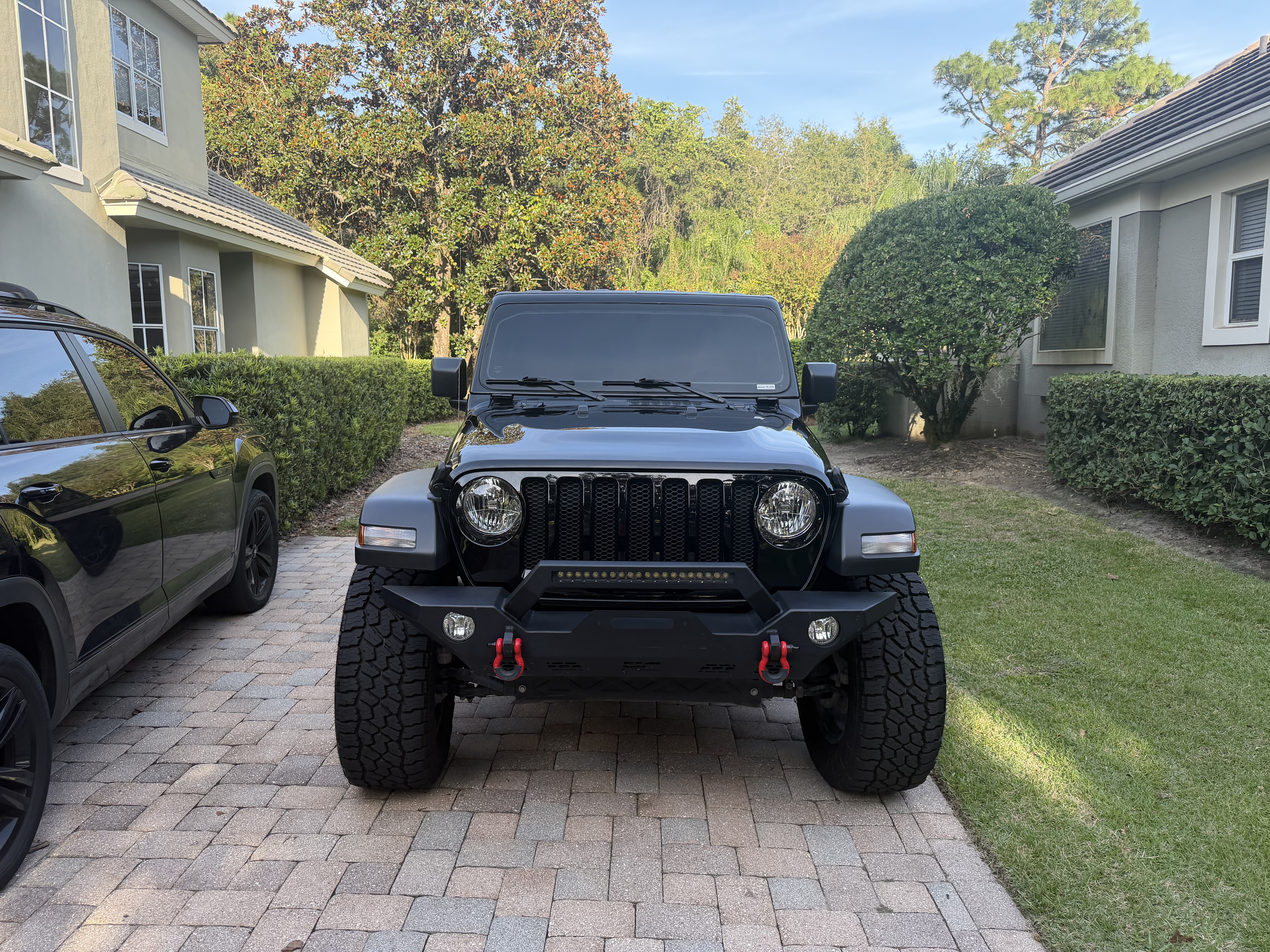 Used 2023 Jeep Wrangler Unlimited Sport AWD/4WD image 1
