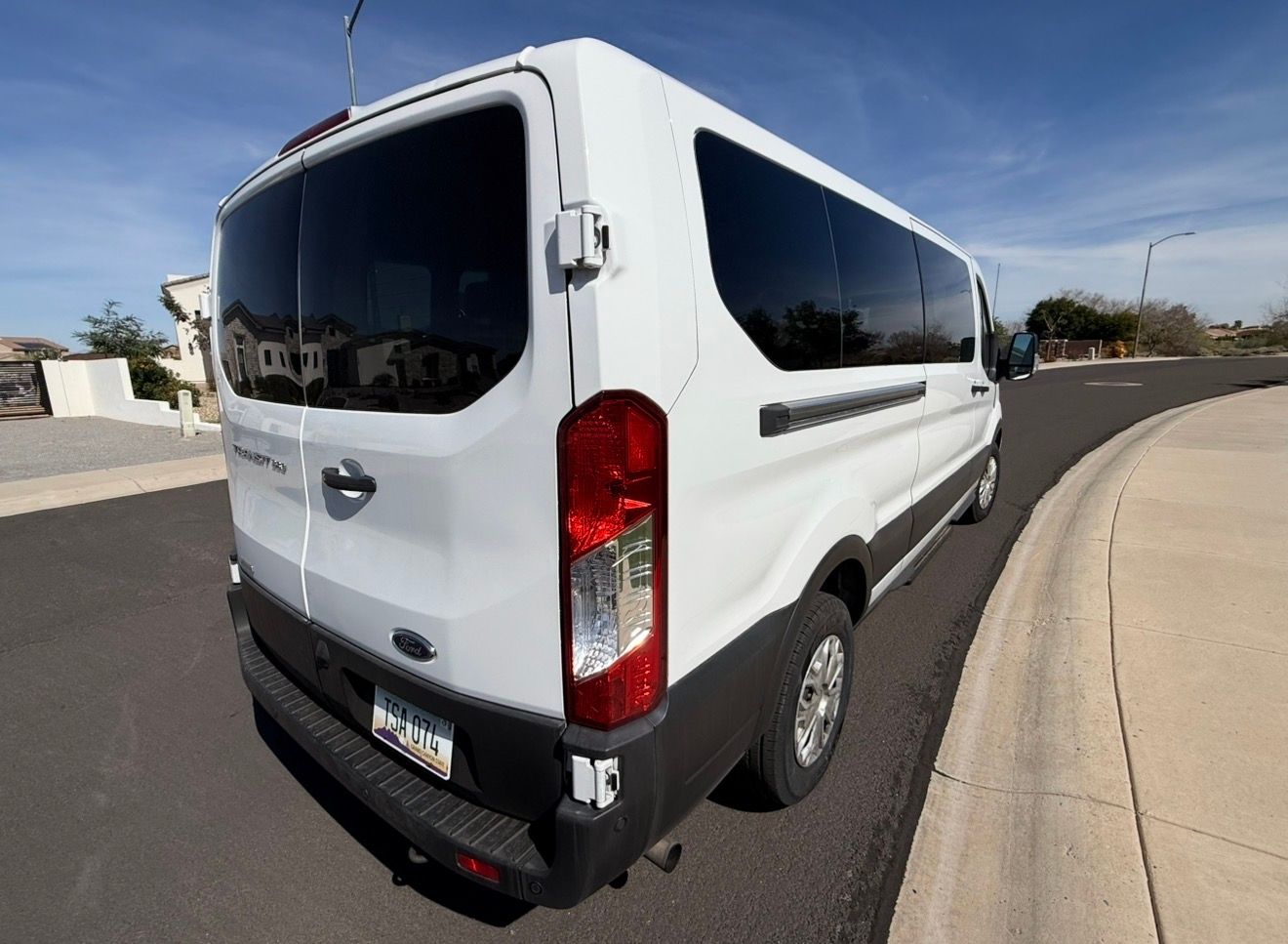 Used 2023 Ford Transit 350 XLT RWD image 2