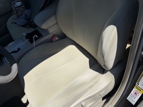 Used 2009 Toyota Camry LE FWD image 15