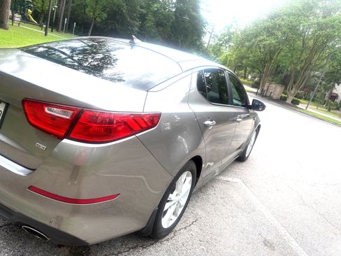 Used 2015 Kia Optima LX image 13