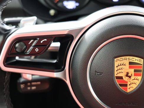 Used 2018 Porsche 718 Cayman image 20