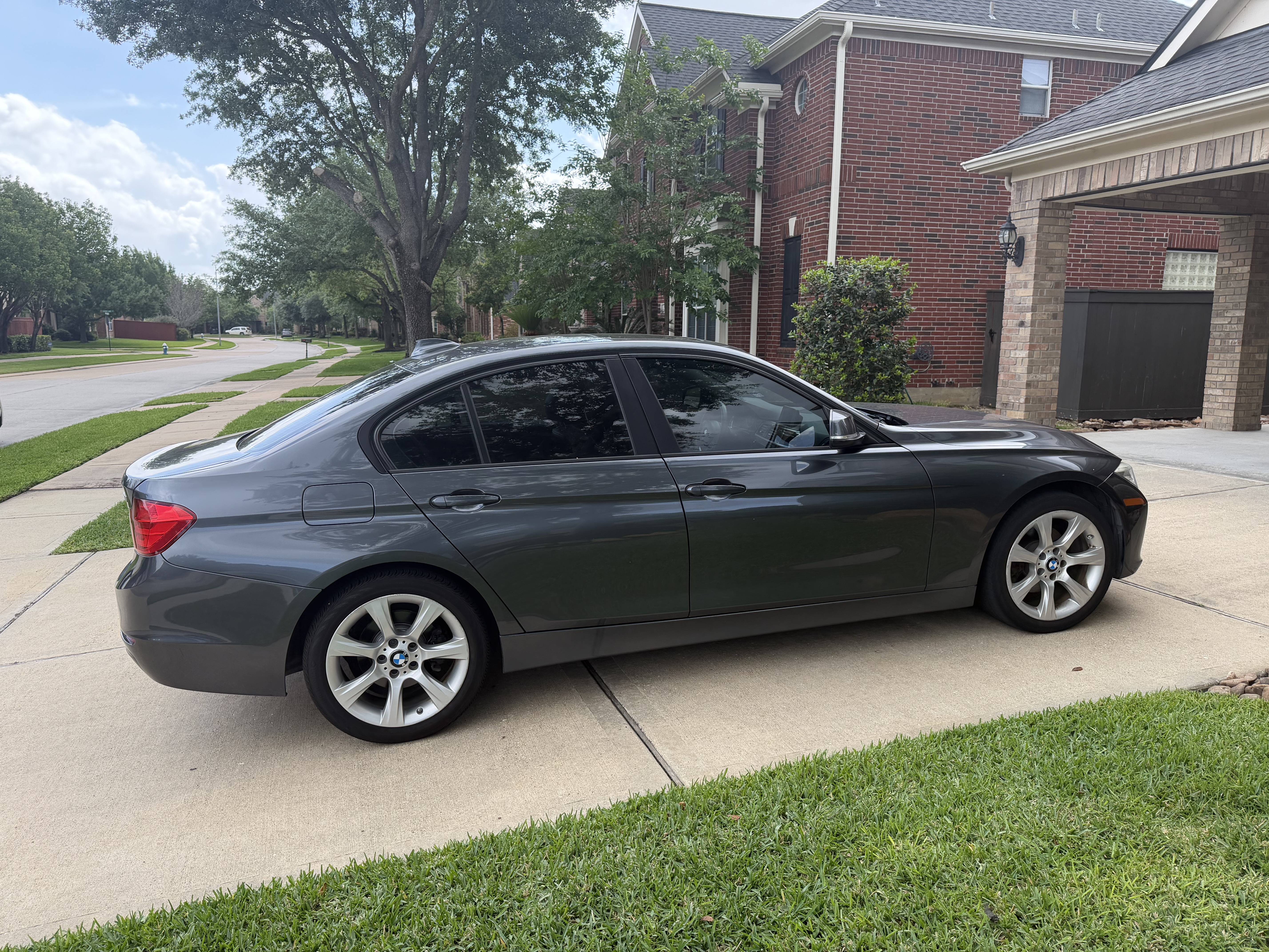 Used 2015 BMW 328i Sedan RWD image 4