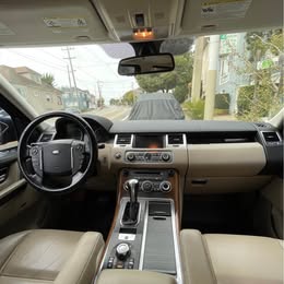 Used 2011 Land Rover Range Rover Sport HSE AWD/4WD image 10