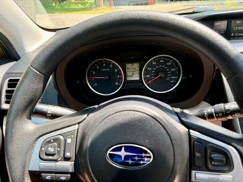 Used 2018 Subaru Forester 2.5i Premium w/ All-Weather Package AWD/4WD image 14