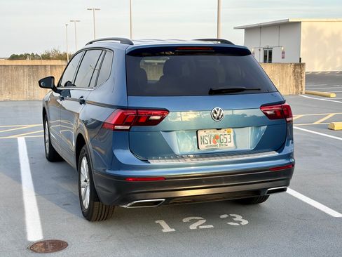 Used 2018 Volkswagen Tiguan S image 6