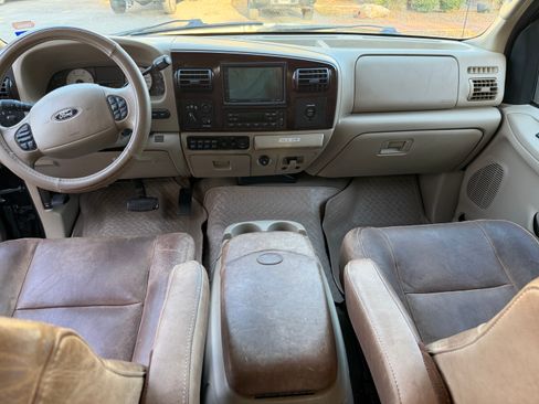 Used 2006 Ford F250 King Ranch image 18