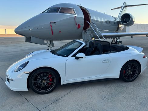 Used 2014 Porsche 911 Carrera 4S AWD/4WD image 11