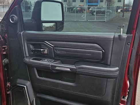 Used 2023 RAM 2500 Limited AWD/4WD image 11