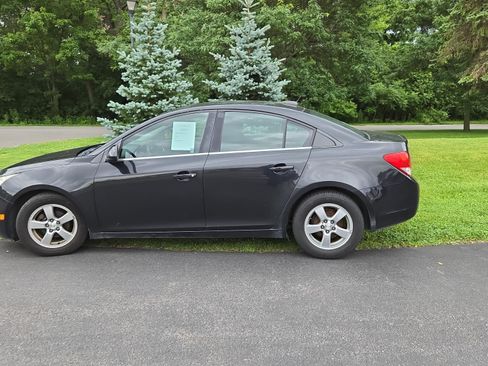 Used 2015 Chevrolet Cruze LT FWD image 4