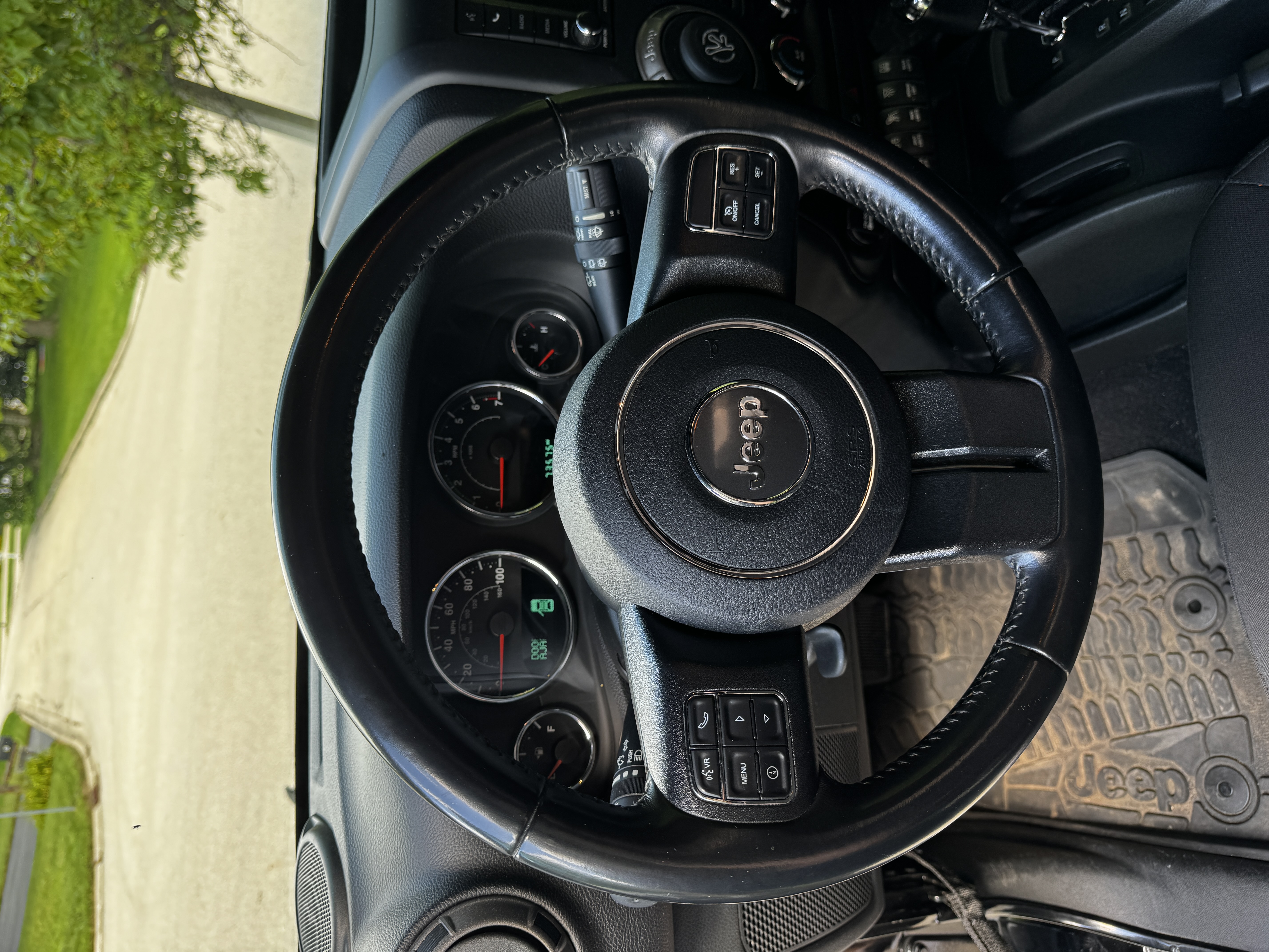Used 2017 Jeep Wrangler Sport AWD/4WD image 8