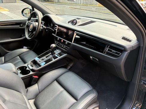 Used 2024 Porsche Macan S AWD/4WD image 5