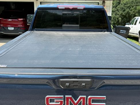 Used 2022 GMC Sierra 3500 Denali AWD/4WD image 13