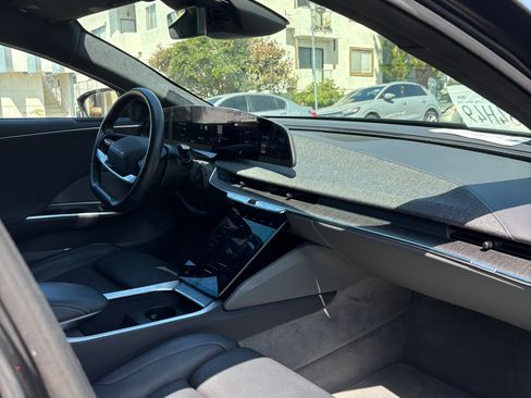 Used 2024 Lucid Air Pure RWD image 13