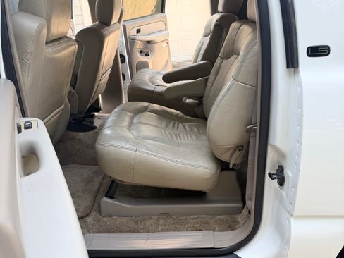 Used 2002 Chevrolet Suburban LS RWD image 30