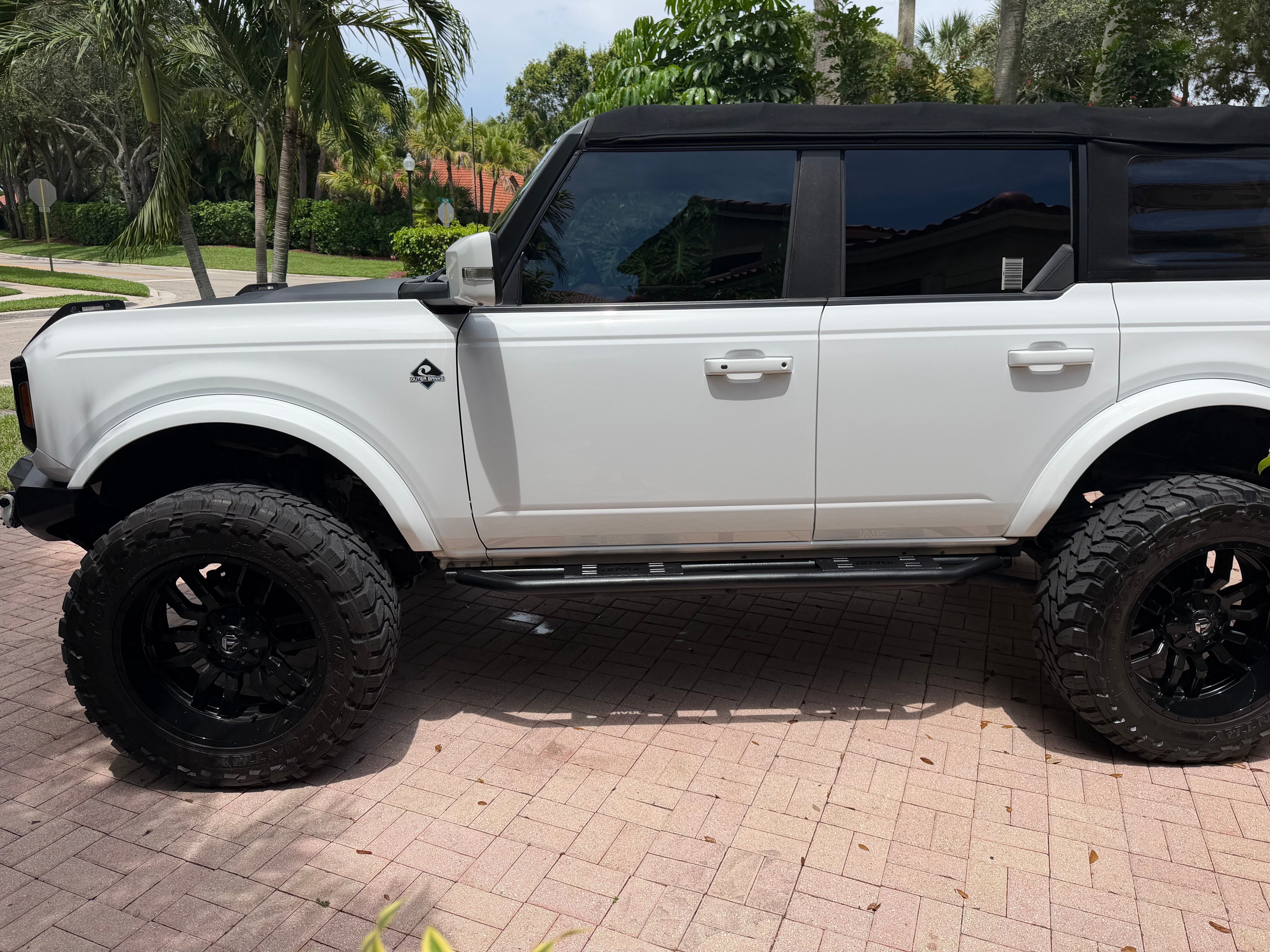 Used 2022 Ford Bronco Outer Banks AWD/4WD image 15