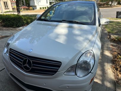 Used 2009 Mercedes-Benz R 350 4MATIC