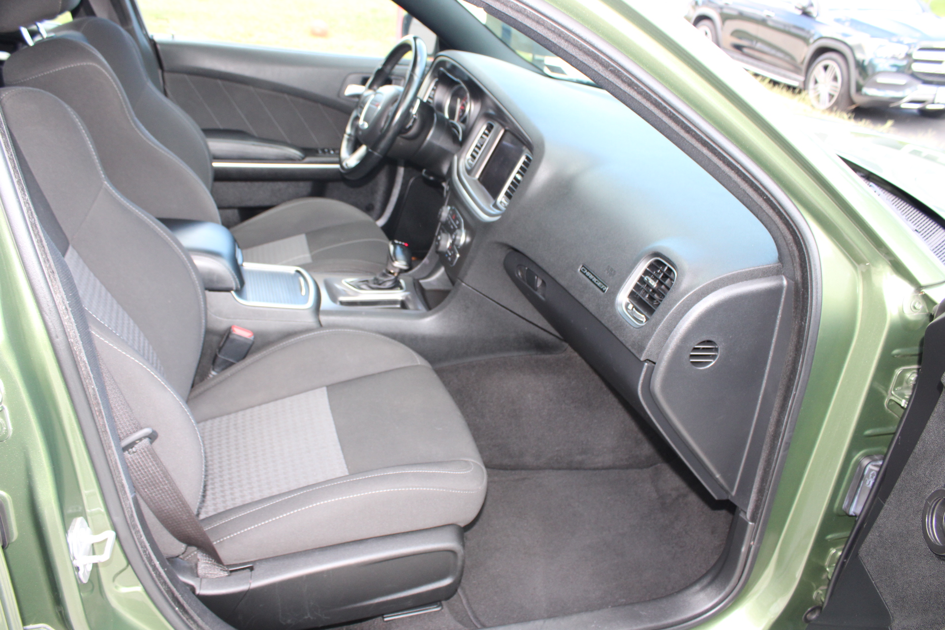 Used 2022 Dodge Charger GT w/ Navigation & Travel Group RWD image 11