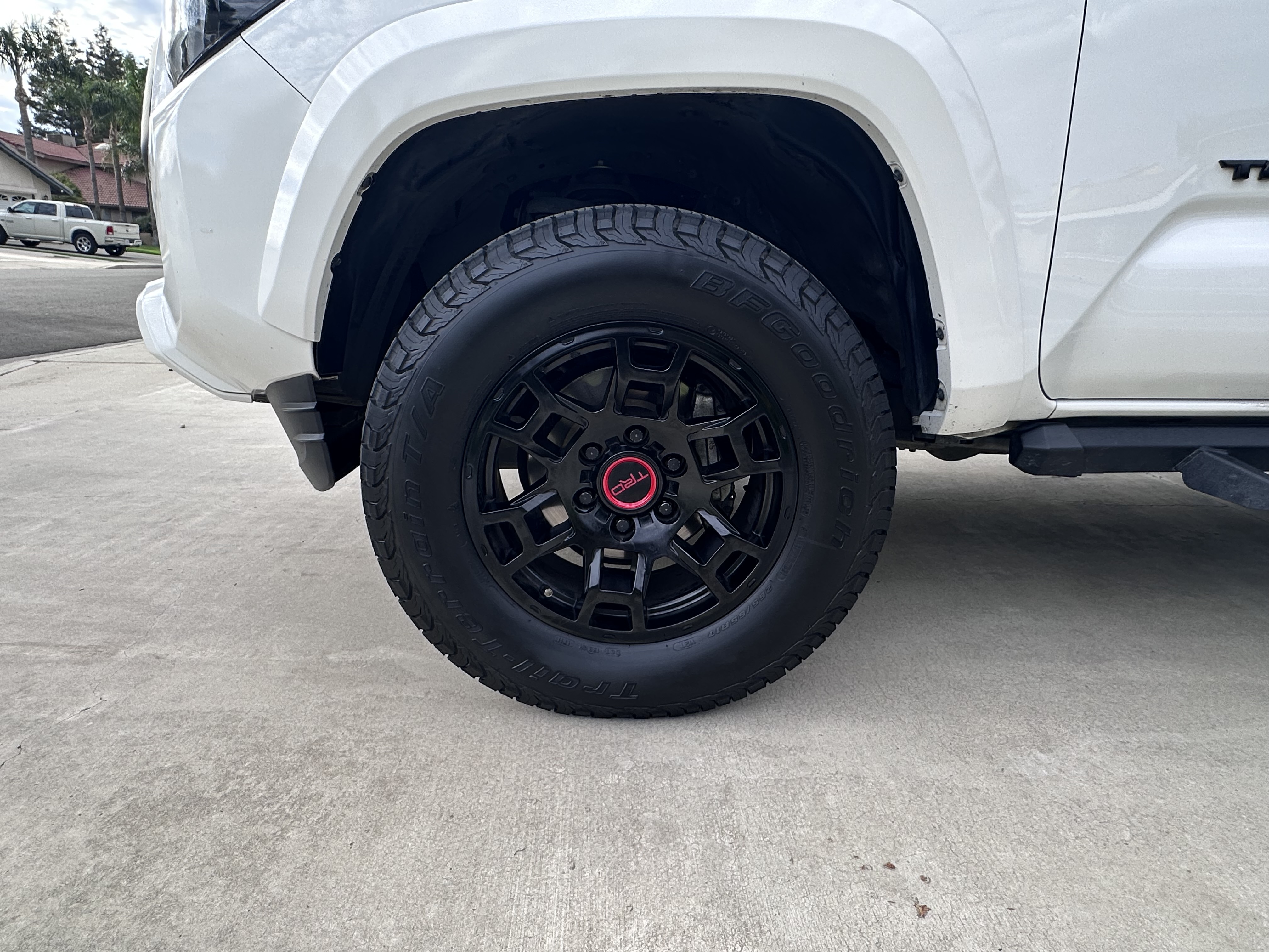 Used 2021 Toyota Tacoma TRD Sport w/ Technology Package RWD image 23