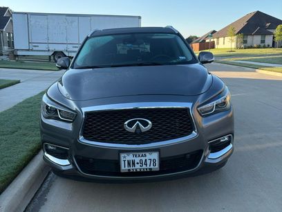 Used 2020 INFINITI QX60 Luxe w/ Essential Package