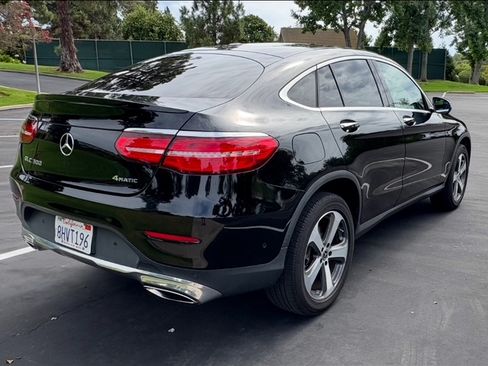 Used 2019 Mercedes-Benz GLC 300 4MATIC Coupe image 14