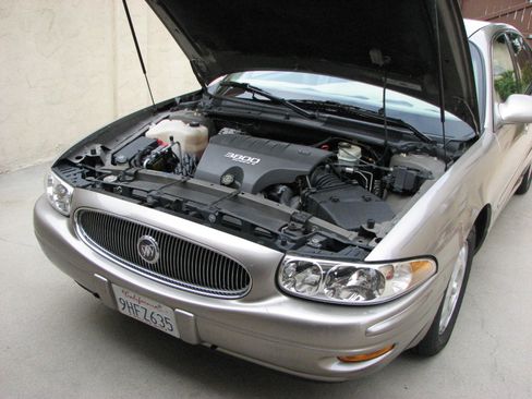 Used 2002 Buick Le Sabre Custom w/ Luxury Pkg image 14