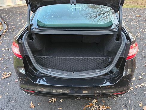 Used 2015 Ford Fusion SE w/ Equipment Group 201A image 11