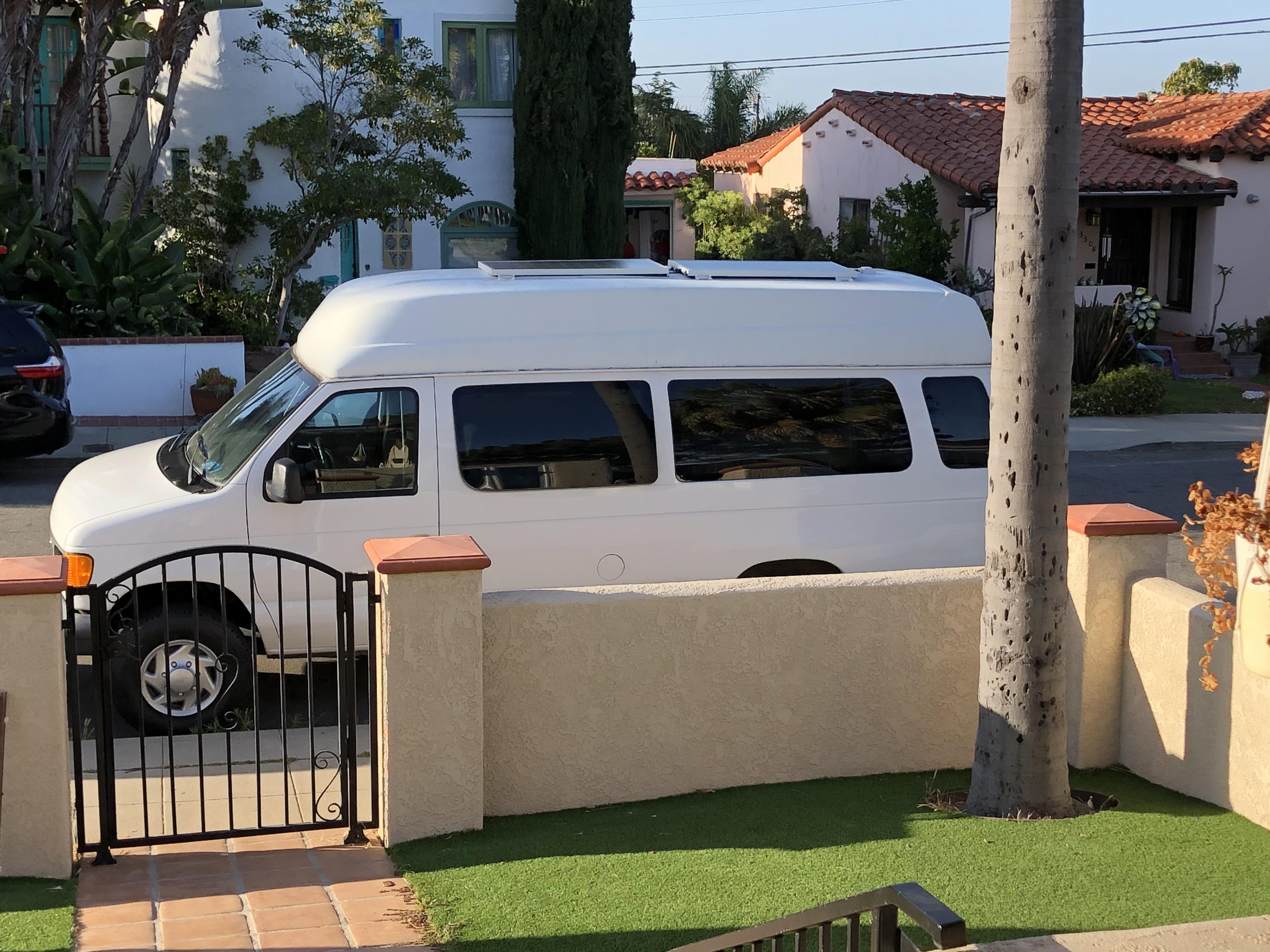 Used 2007 Ford E-350 and Econoline 350 Extended Super Duty RWD image 30