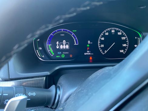 Used 2022 Honda Accord Sport image 6