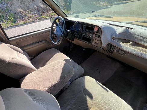 Used 1995 Chevrolet Silverado 1500 2WD Extended Cab image 9