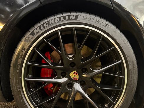 Used 2018 Porsche Panamera Turbo w/ Sport Package image 21