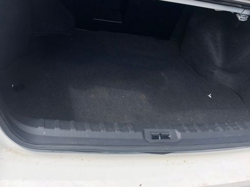 Used 2007 Buick Lucerne CXS w/ Driver Confidence Package image 9