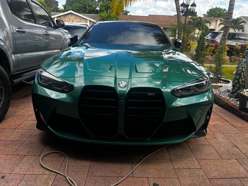 Used 2021 BMW M4 Coupe image 1