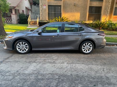 Used 2023 Toyota Camry LE FWD image 2