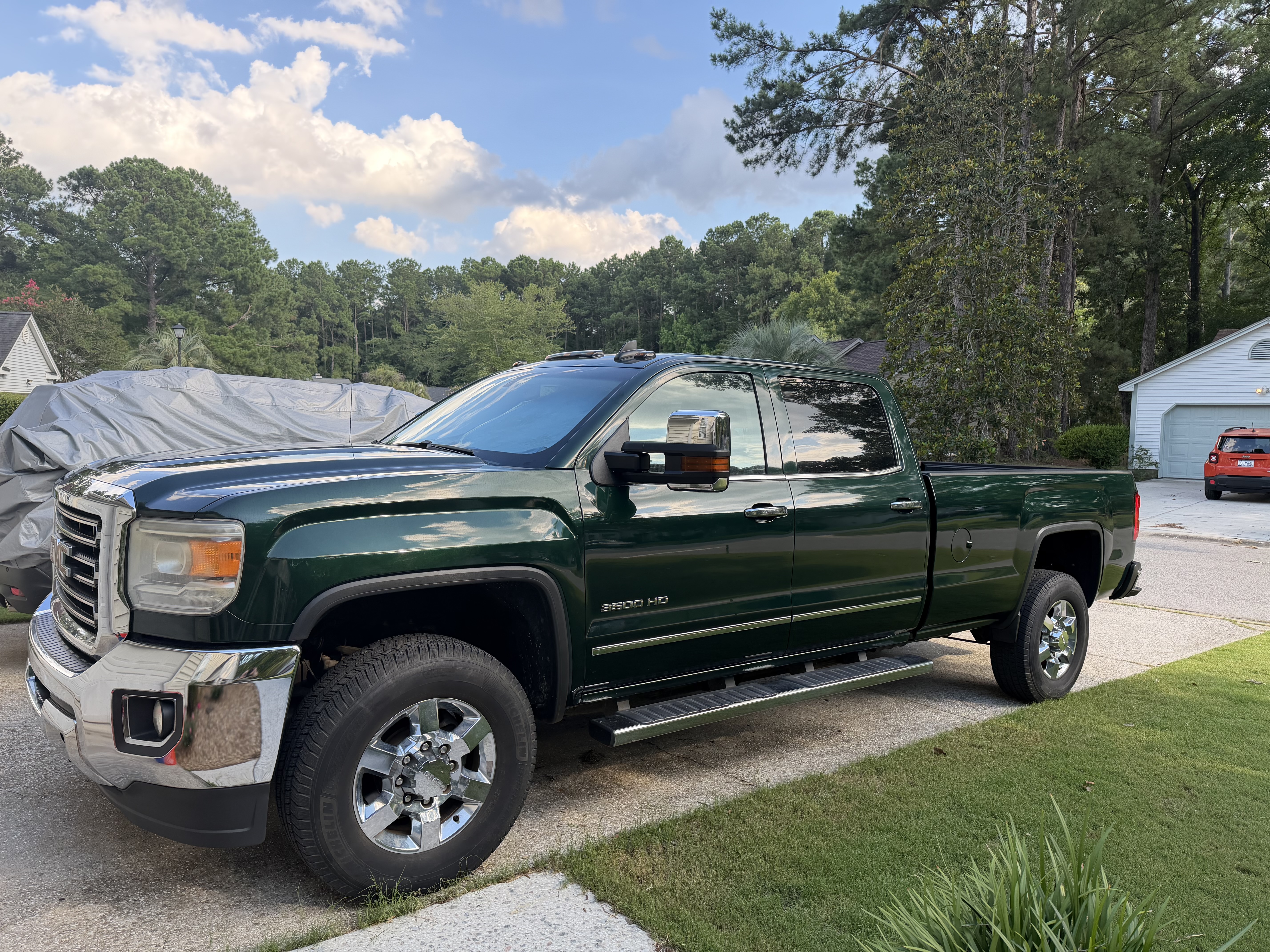 Used 2015 GMC Sierra 3500 SLT RWD image 2