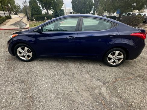 Used 2012 Hyundai Elantra GLS w/ Preferred Pkg 3 FWD image 1