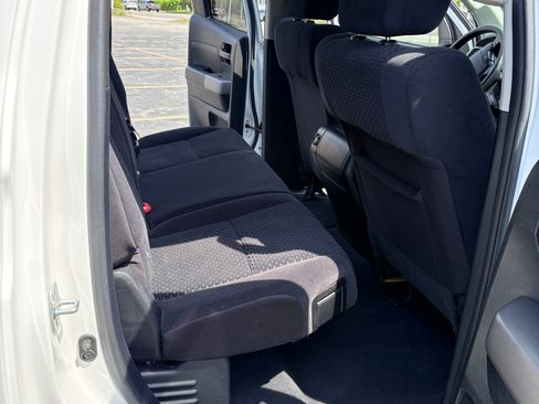 Used 2010 Toyota Tundra 4x4 Double Cab image 12