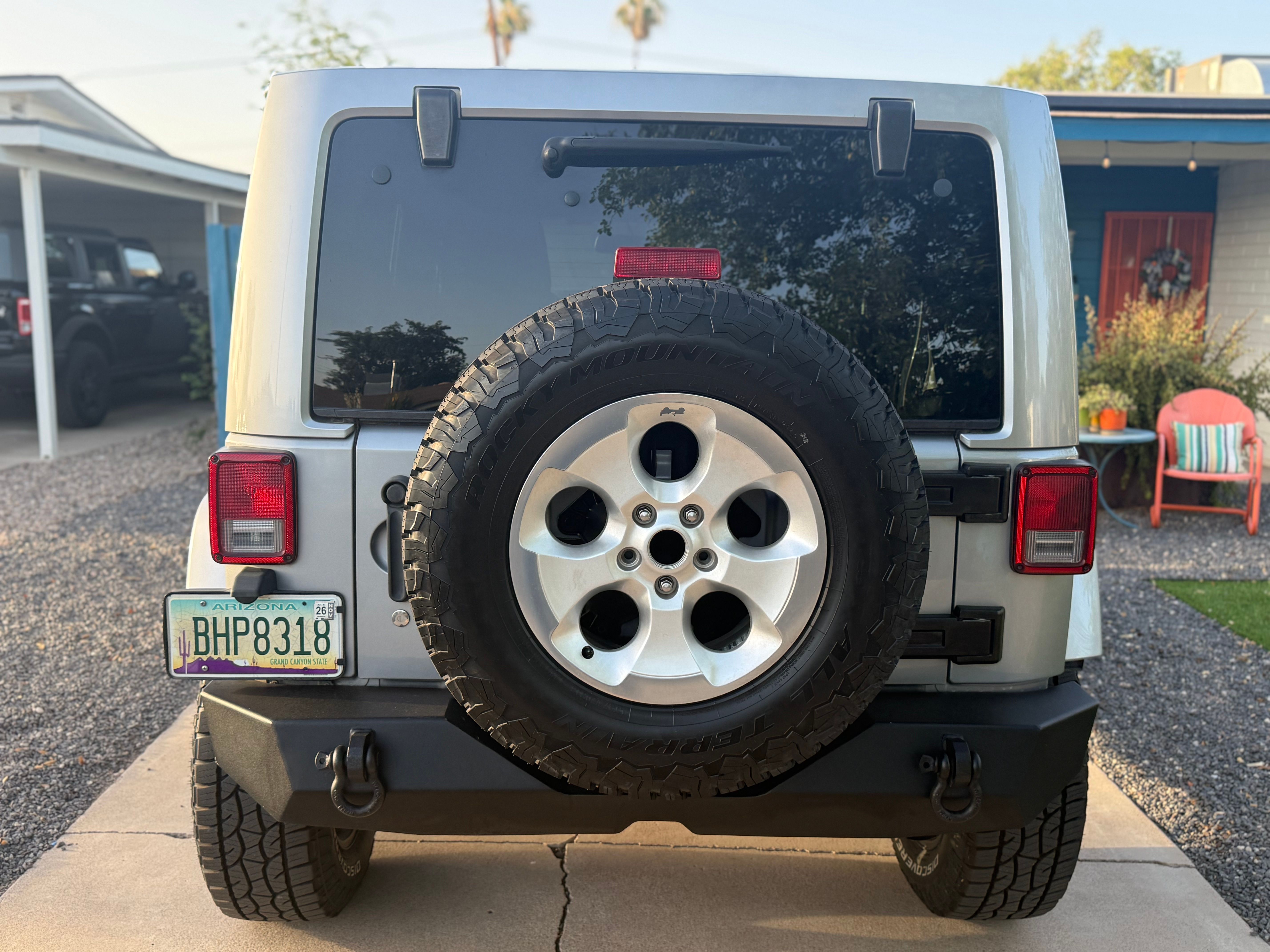 Used 2014 Jeep Wrangler Unlimited Sahara AWD/4WD image 5
