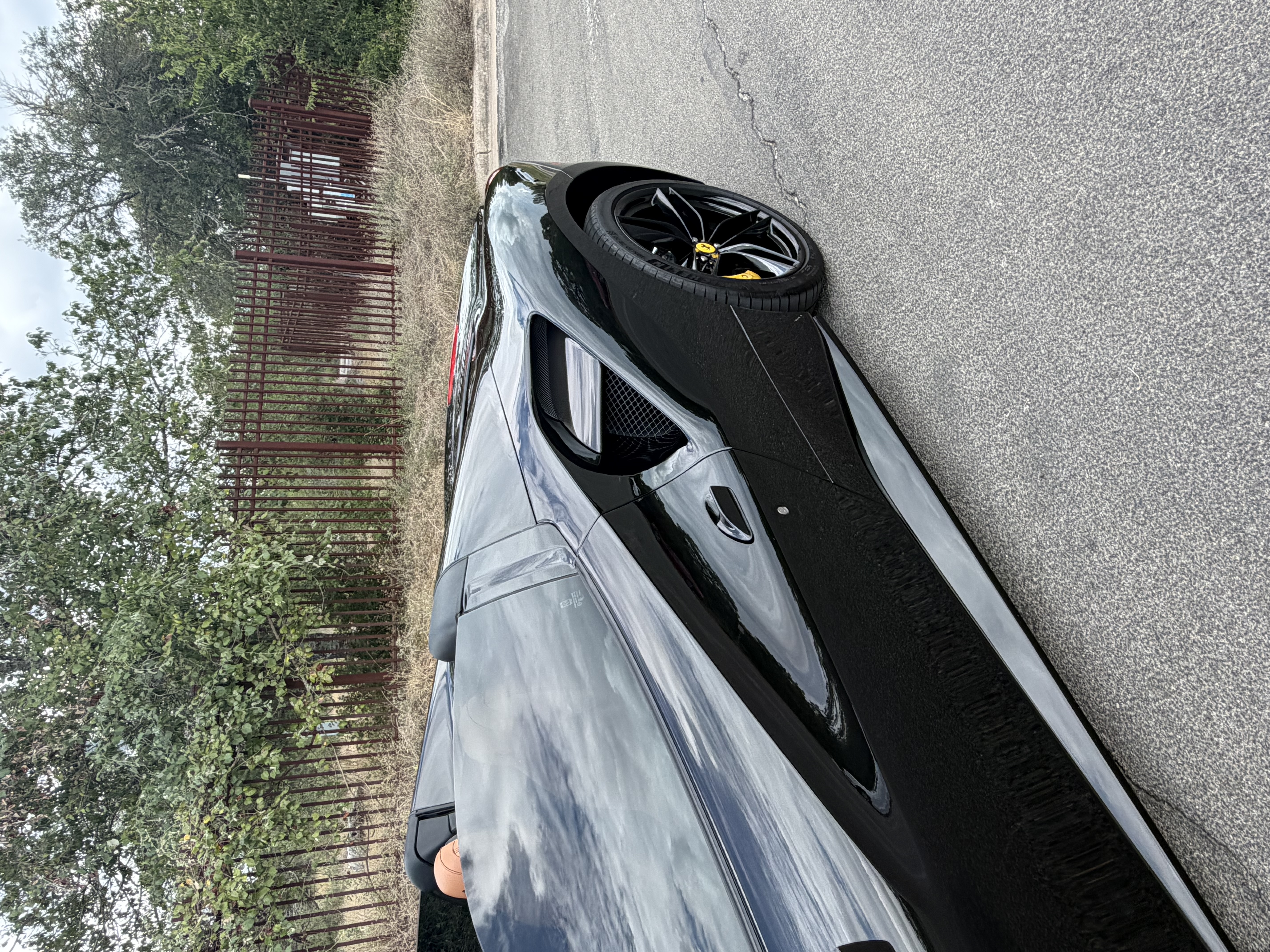 Used 2017 Ferrari 488 Spider RWD image 13