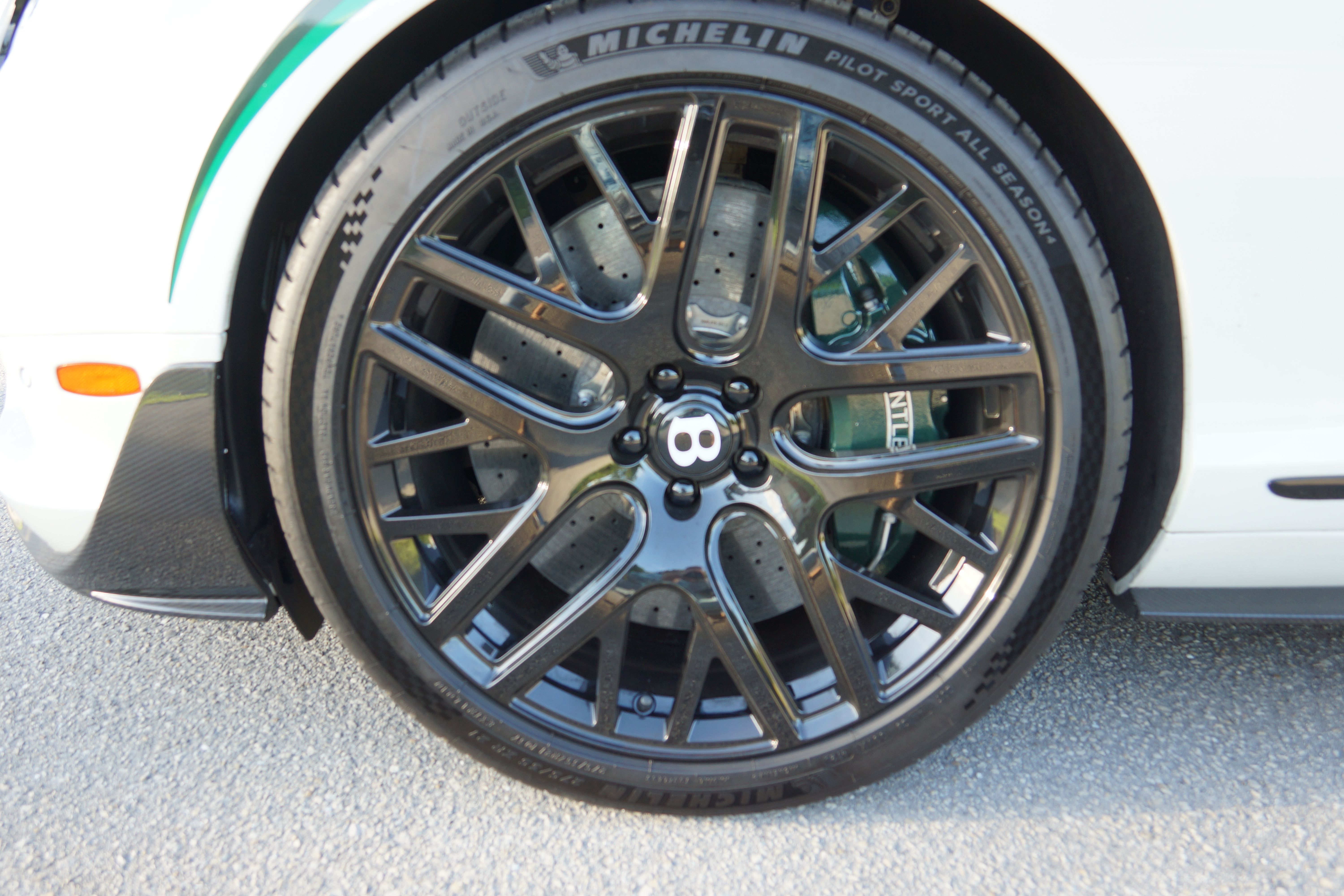 Used 2015 Bentley Continental GT3-R AWD/4WD image 16