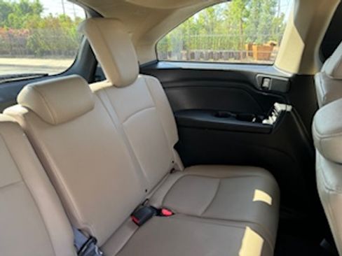 Used 2019 Honda Odyssey EX-L image 27