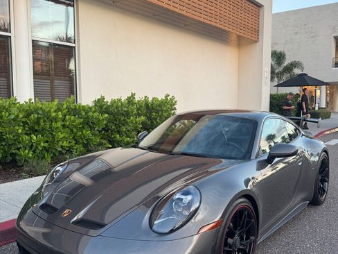 Used 2023 Porsche 911 GT3 image 12