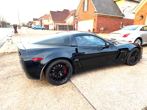Used 2013 Chevrolet Corvette Grand Sport w/ 2LT Preferred Equipment Group RWD image 9