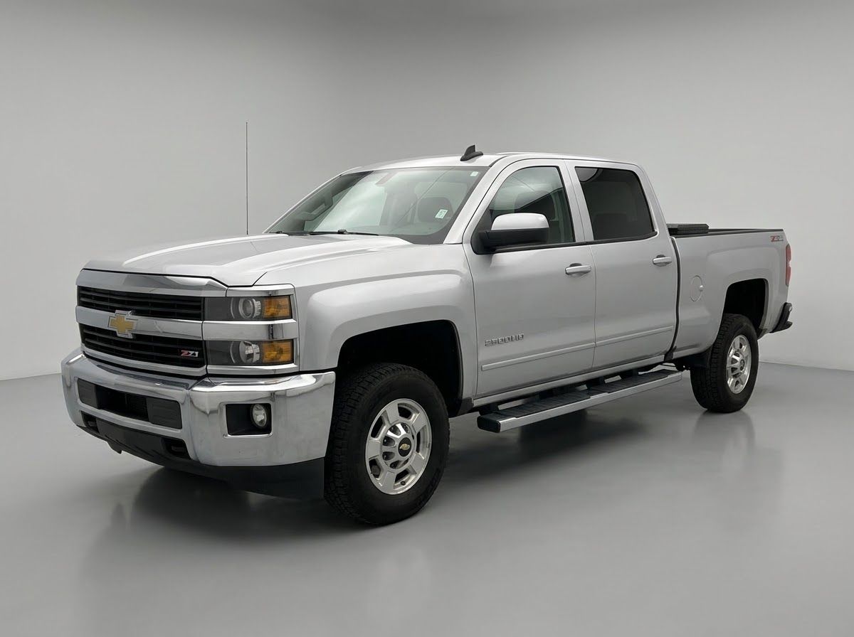 Used 2015 Chevrolet Silverado 2500 LT w/ LT Convenience Package AWD/4WD image 1