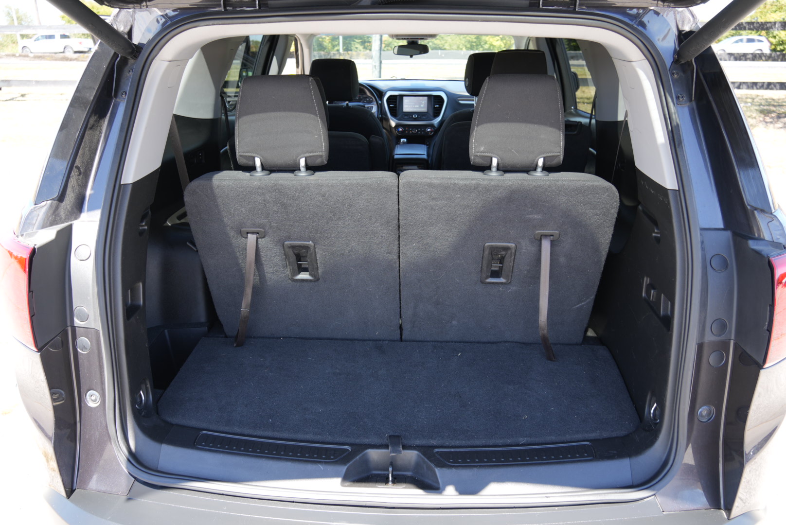 Used 2018 GMC Acadia SLE w/ Driver Alert Package I AWD/4WD image 20