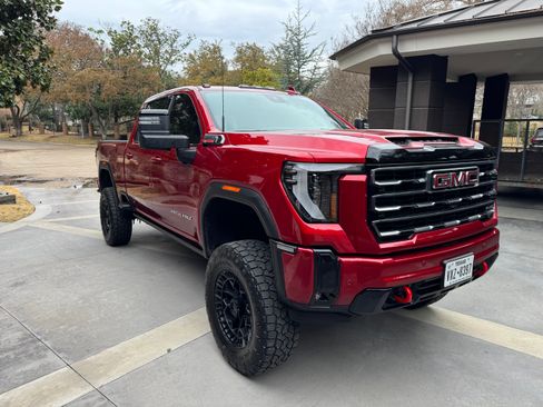 Used 2025 GMC Sierra 2500 AT4 w/ AT4 Premium Plus Package image 1