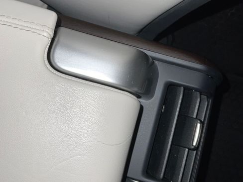 Used 2023 Land Rover Defender 130 First Edition image 16